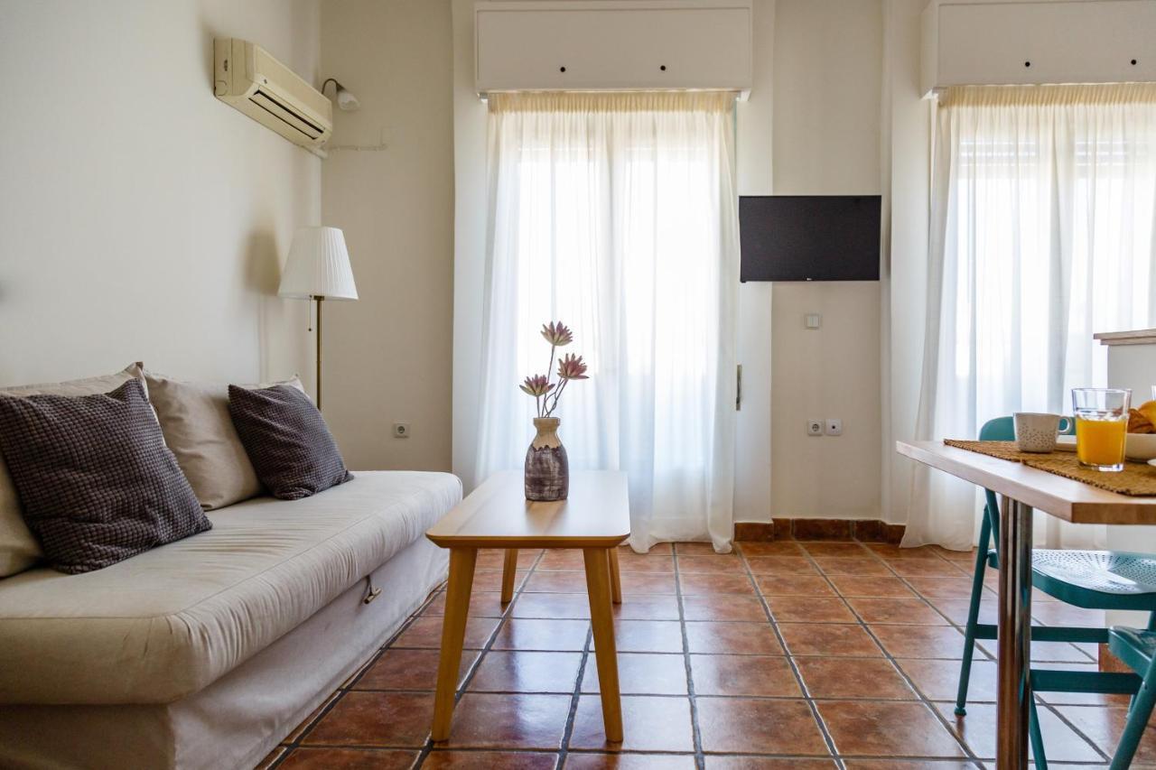 Apartment Sweet 4 *